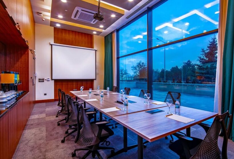 Отель The Green Park Sivas