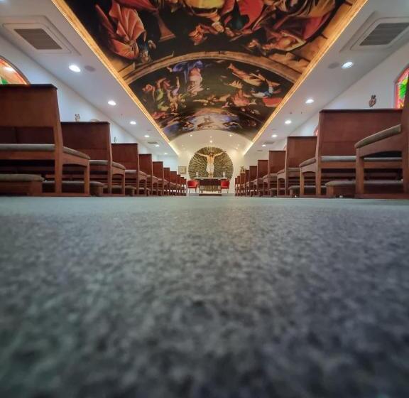 Wyndham Manta Sail Plaza Hotel And Convention Center