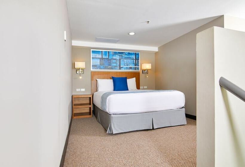 Wyndham Manta Sail Plaza Hotel And Convention Center