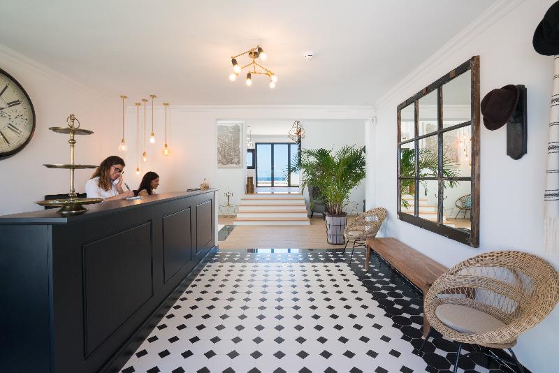 La Concha Boutique Apartments Adults Only