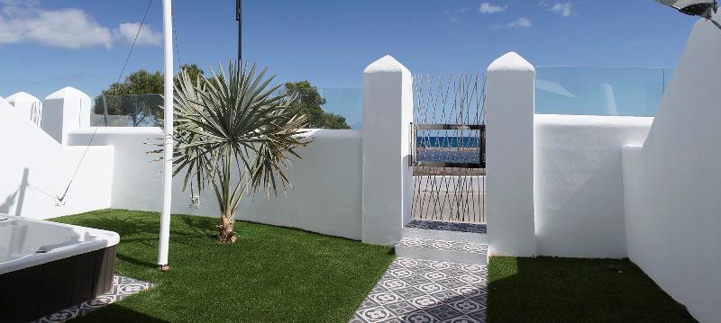 La Concha Boutique Apartments Adults Only