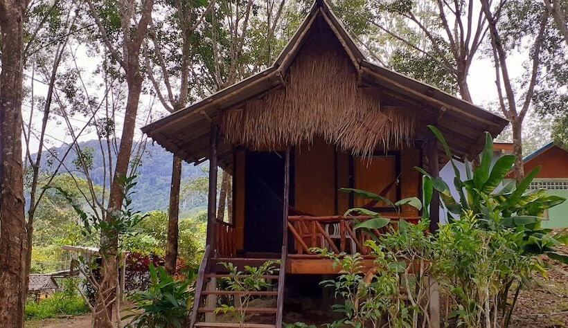 پانسیون Lanta Maikeaw Bungalow