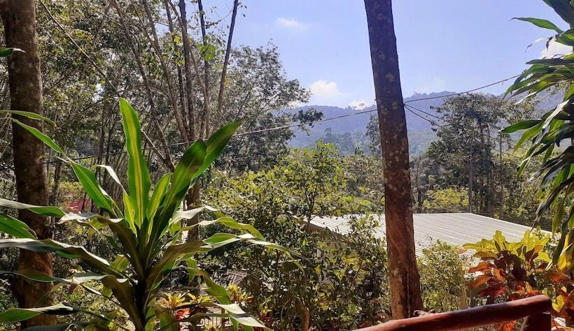 پانسیون Lanta Maikeaw Bungalow