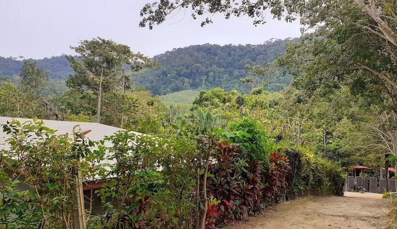 پانسیون Lanta Maikeaw Bungalow