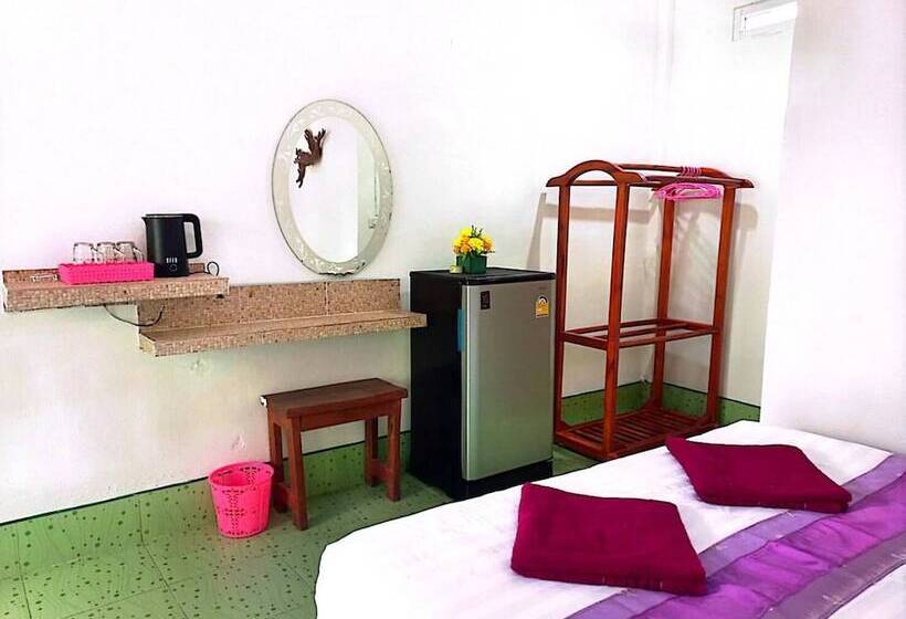 پانسیون Lanta Maikeaw Bungalow