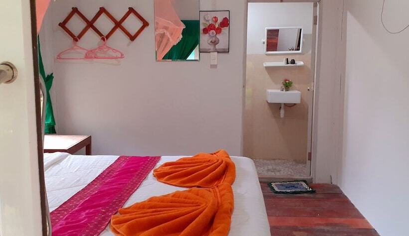 پانسیون Lanta Maikeaw Bungalow