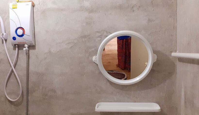 پانسیون Lanta Maikeaw Bungalow