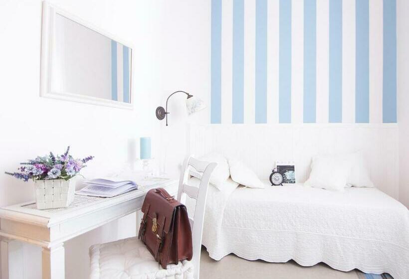 بنسيون Lungomare Rooms & Charme