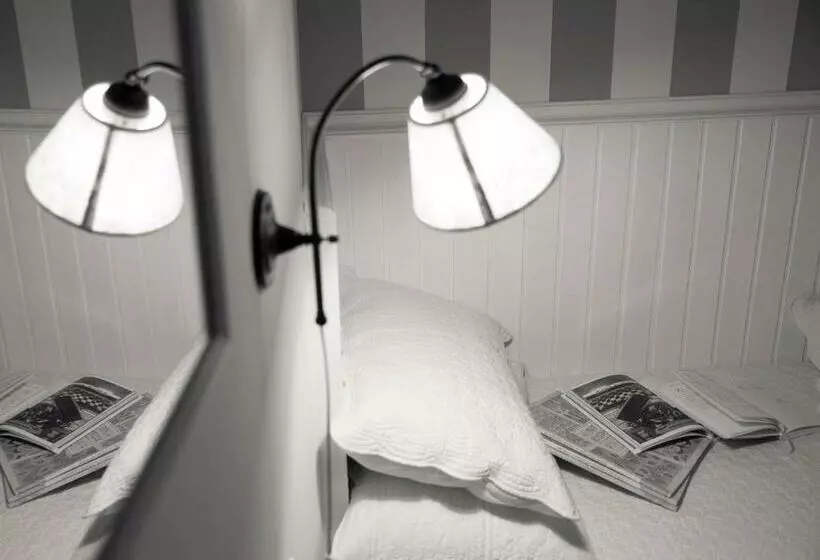 پانسیون Lungomare Rooms & Charme