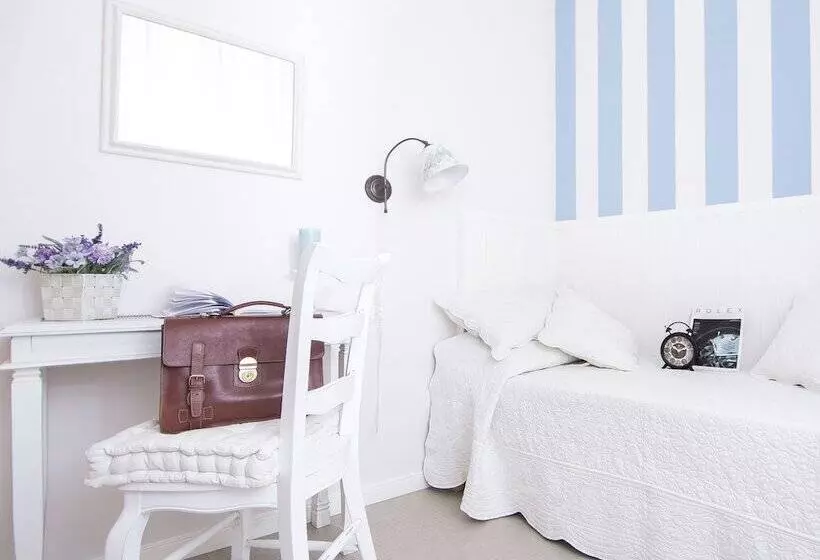 پانسیون Lungomare Rooms & Charme