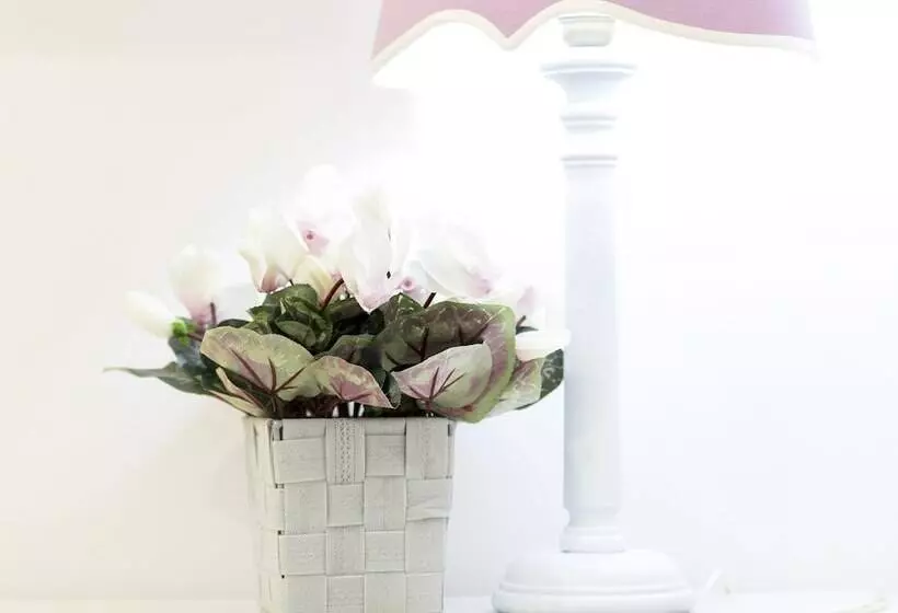 پانسیون Lungomare Rooms & Charme