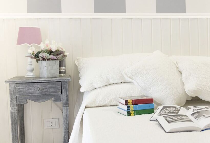 بنسيون Lungomare Rooms & Charme