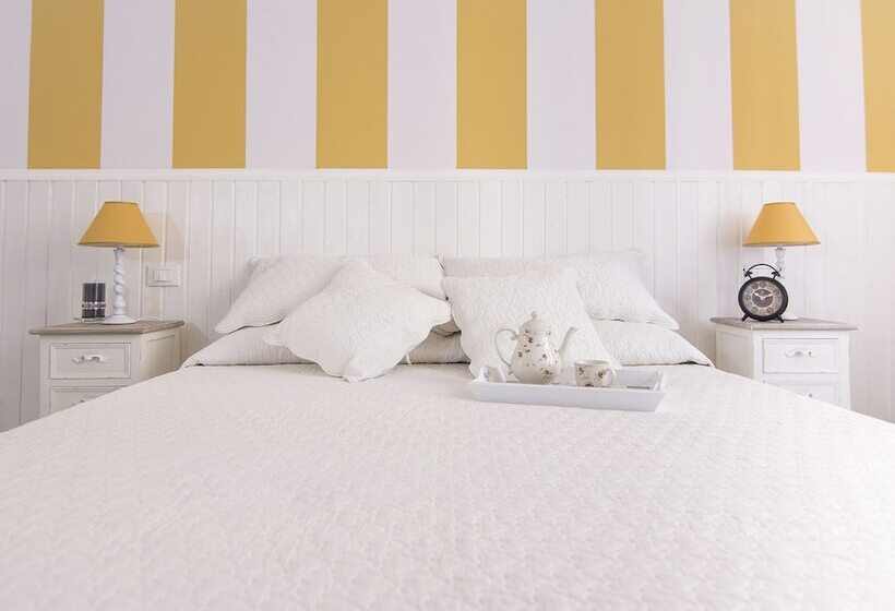 بنسيون Lungomare Rooms & Charme