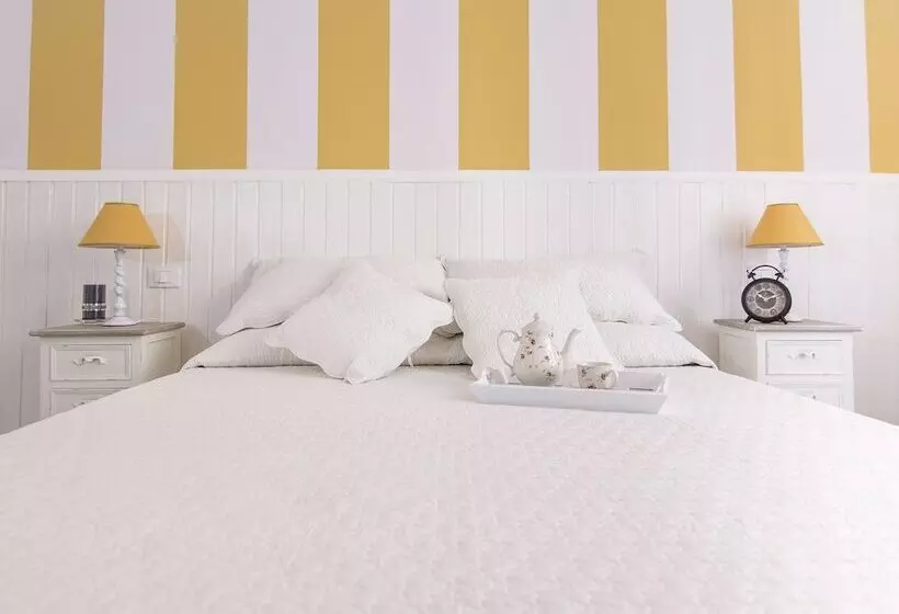 پانسیون Lungomare Rooms & Charme