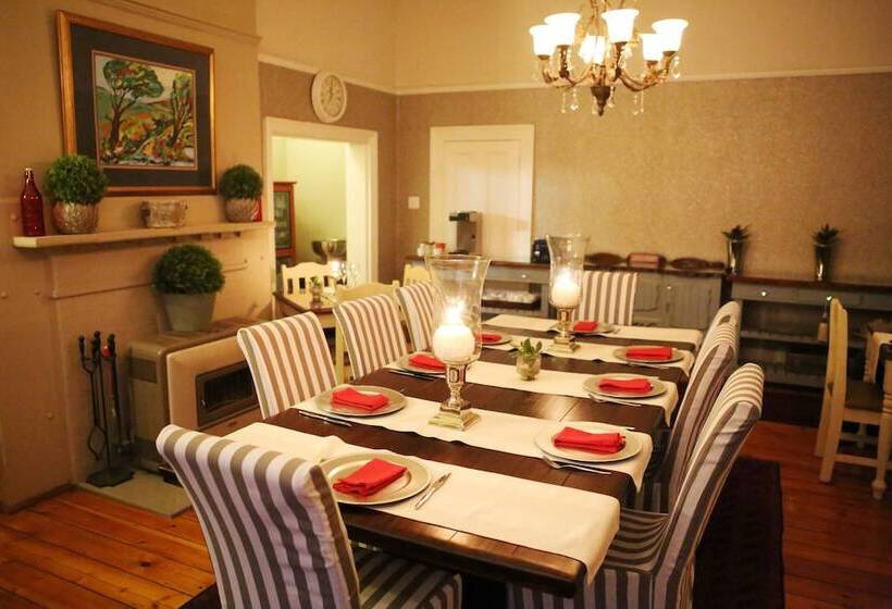 פנסיון Oleander Guest House