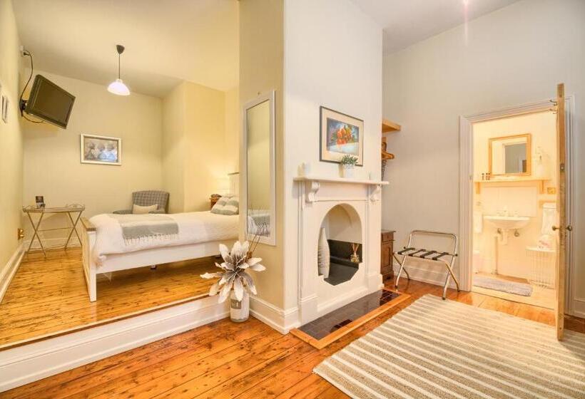 بنسيون Spencer Suites Albany