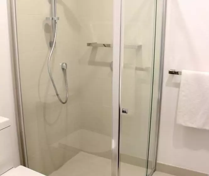 Whitehorse Apartment
