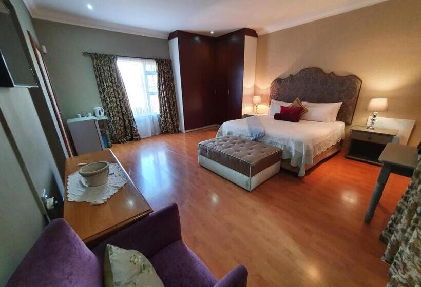 צימר Alabaster Box Guesthouse