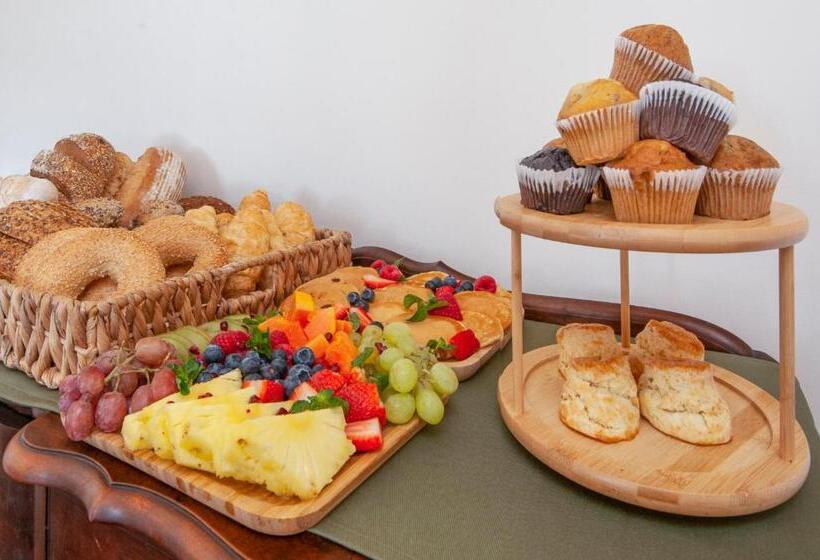 Aamiaismajoitus (B&B) Cliff Cottage Hermanus