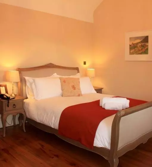تختخواب و صبحانه Corrib House Guest Accommodation