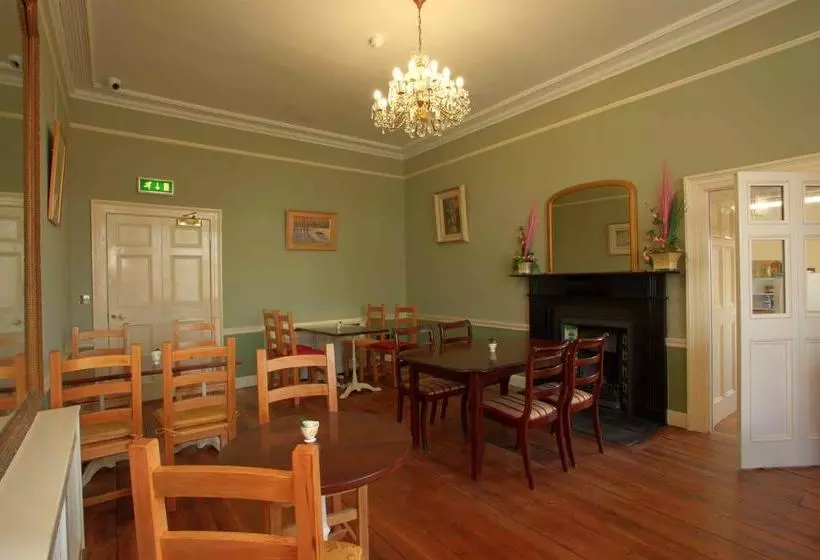 تختخواب و صبحانه Corrib House Guest Accommodation