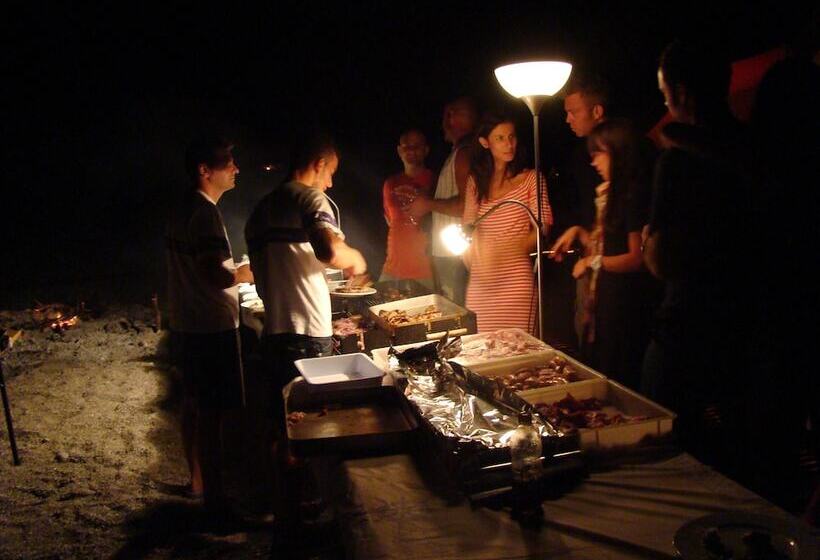 هتل Altea Beach Lodges