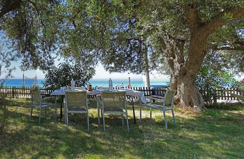 هتل Altea Beach Lodges