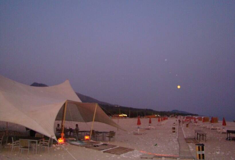 هتل Altea Beach Lodges