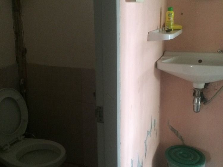 Hotel Baan Suan Violin