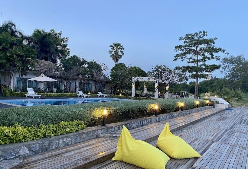 ホテル Chez Nous Boutique Resort