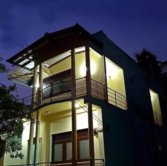 Hotelli City Center Lodge