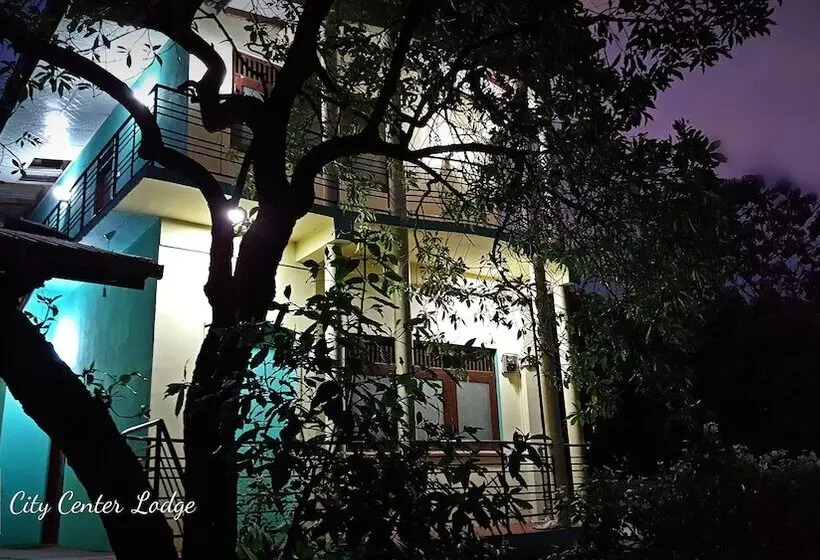 Hotelli City Center Lodge