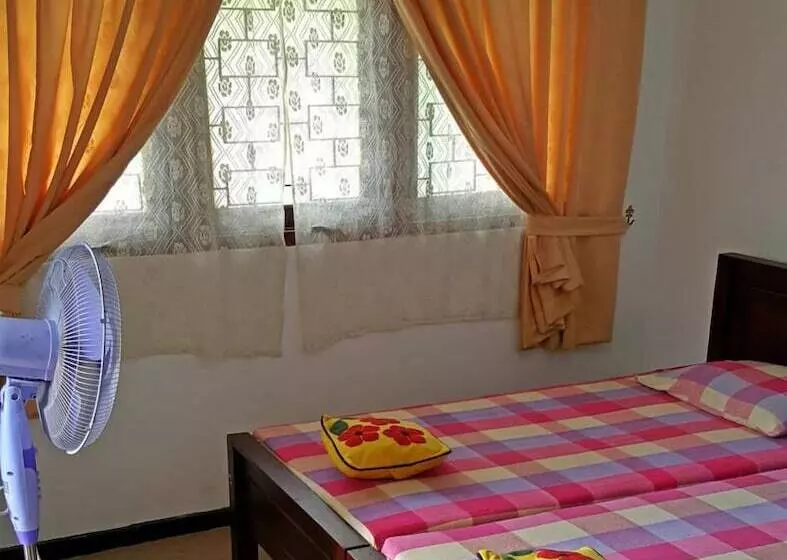 Hotelli City Center Lodge