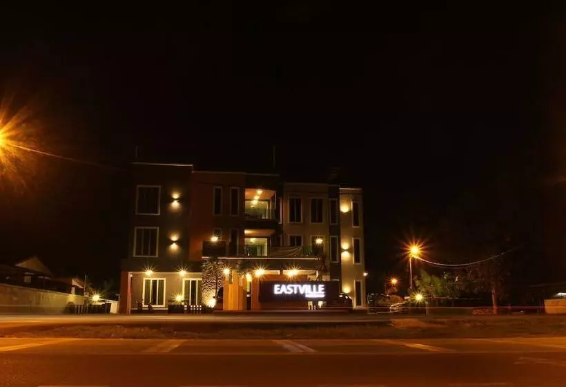 هتل Eastville Residence