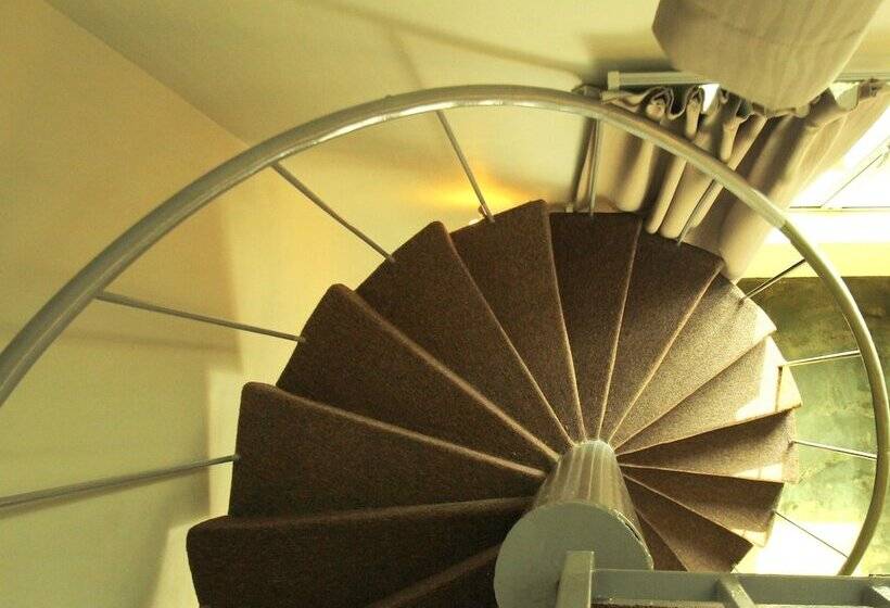 בית מלון כפרי Eastville Residence