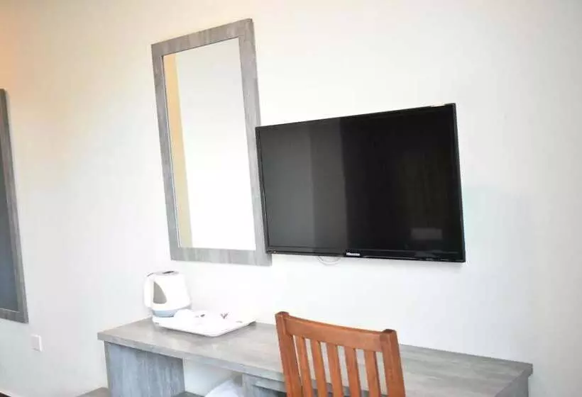 هتل Eastville Residence
