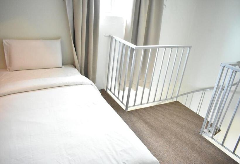 בית מלון כפרי Eastville Residence