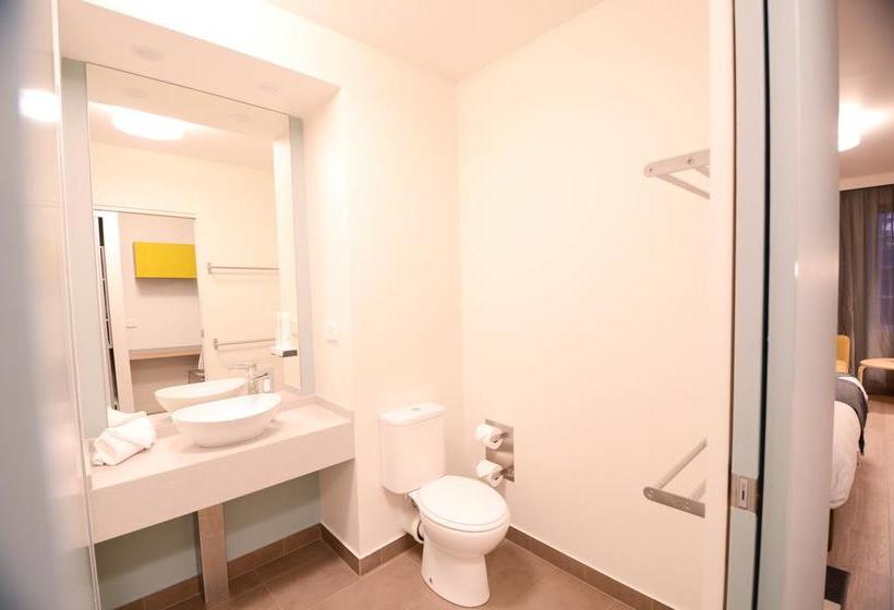 ホテル Entally Lodge