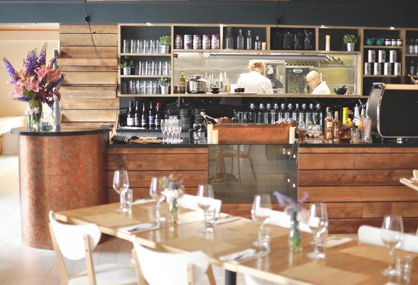 ホテル Entally Lodge