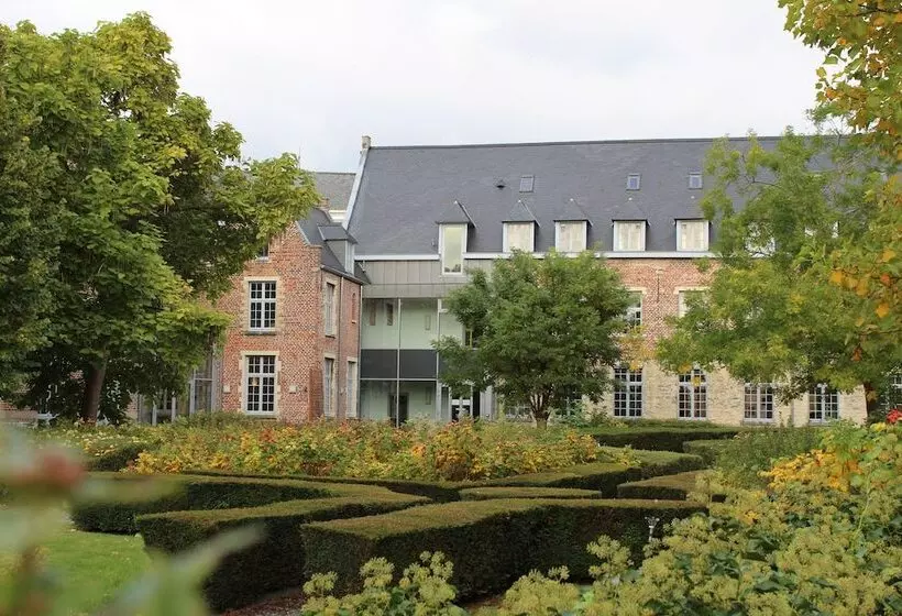 هتل Irish College Leuven