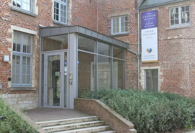 هتل Irish College Leuven
