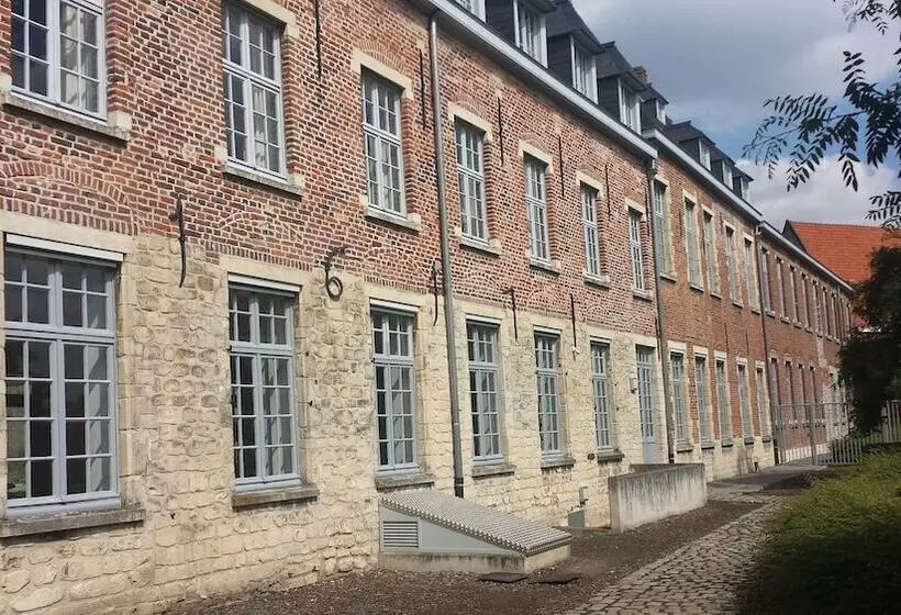هتل Irish College Leuven
