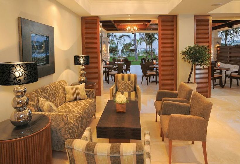 בית מלון כפרי Olympic Bay