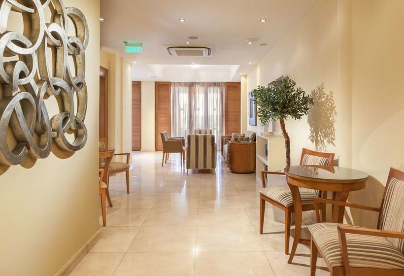 בית מלון כפרי Olympic Bay