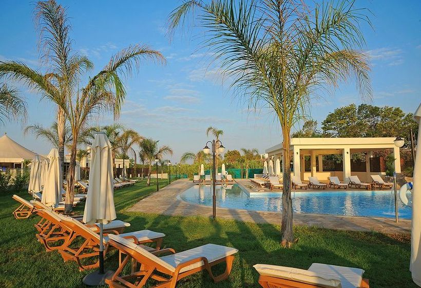 בית מלון כפרי Olympic Bay