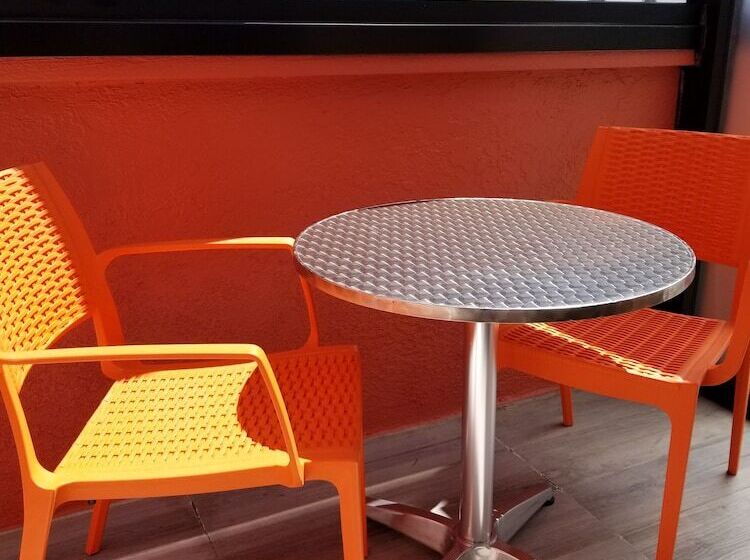 Sens Hotel & Vanne Bistro Berkeley