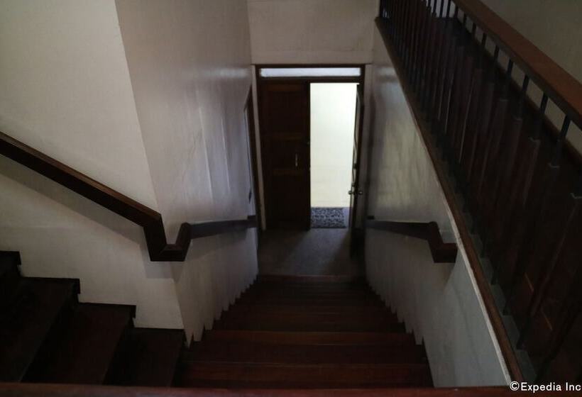 Mainstreet Pension House By Reddoorz