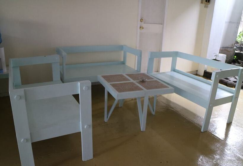 Mainstreet Pension House By Reddoorz