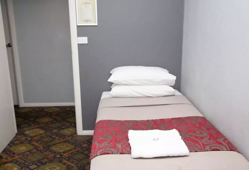 Motel Royal Hotel Singleton