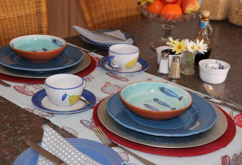 פנסיון Albatross Guesthouse